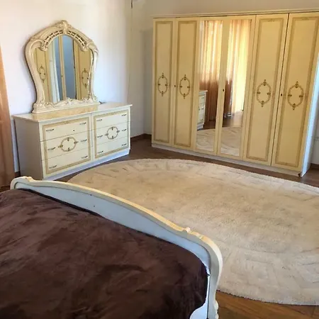 Osik فيلا في اليجا أوسيك Villa